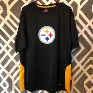 NWOT Steelers Majestic Cool Base Shirt